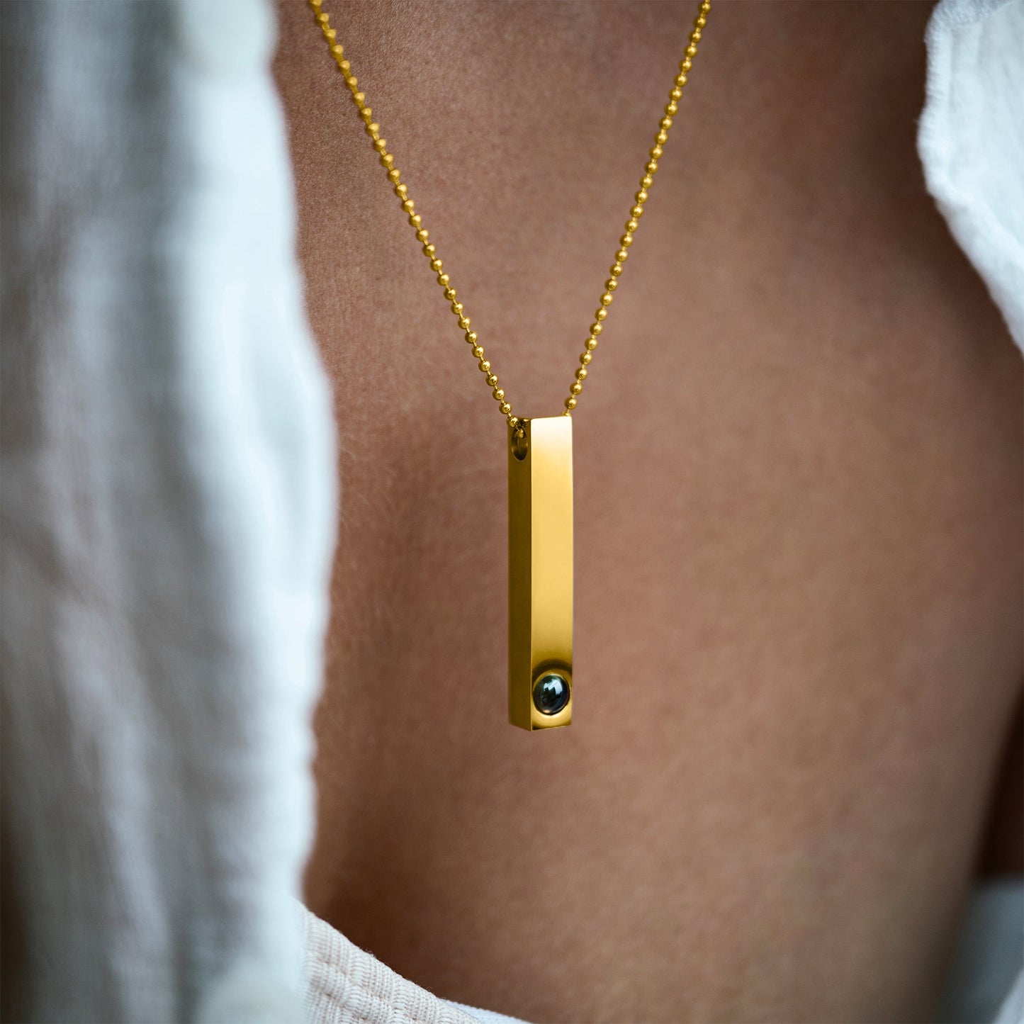 SB170-Gold-Wearing