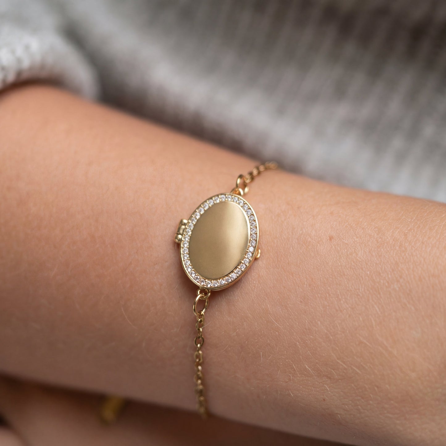 Locket Bracelet with Photo - Heart