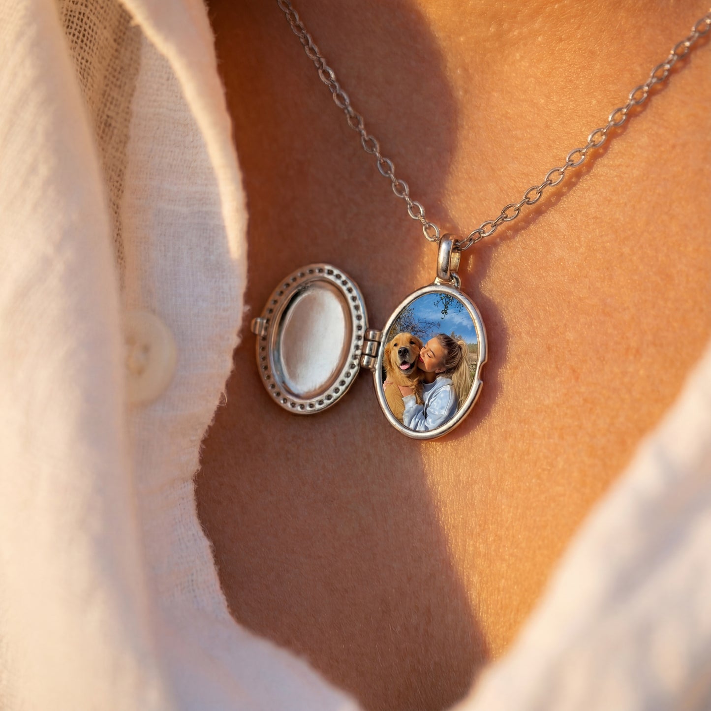 Locket Necklace with Photo - Oval